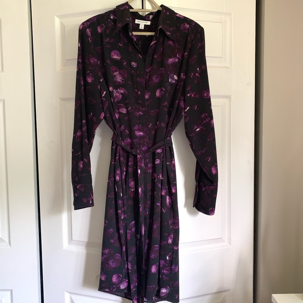 Dreamy dark floral dress 🖤